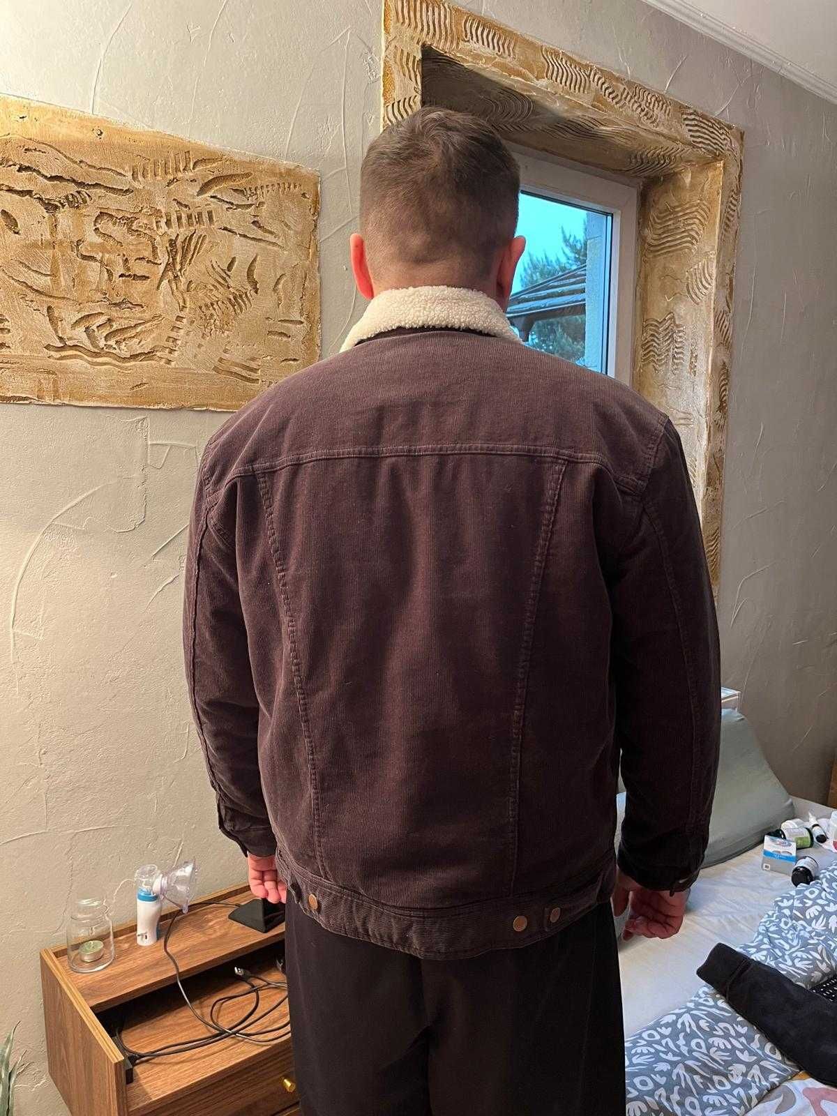 Wrangler Antifit Sherpa roz. M męska kurtka jesienna zimowa sztruksowa