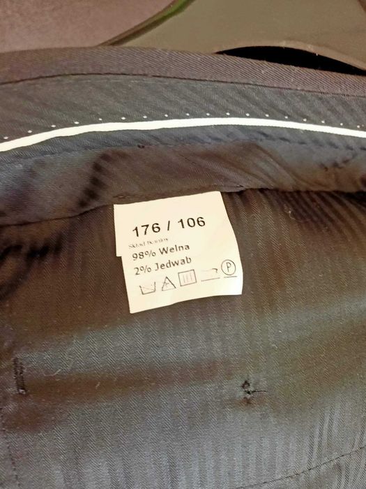 Czarny garnitur idealny na wesela z firmy PAWO