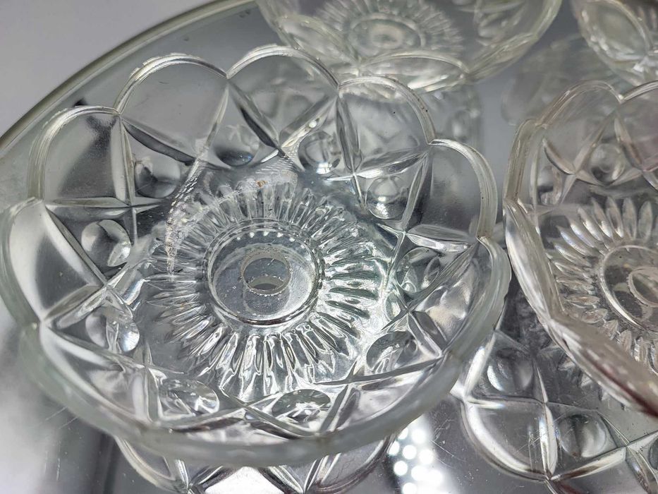 Stara szklana miseczka żyrandol,kinkiet,świecznik,cena za 1 sztukę