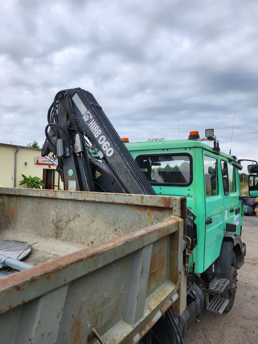 Renault M180  Renault ciężarowy z HDS podnośnik żuraw