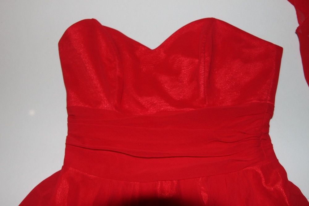 Czerwona, rozkloszowana sukienka S 36 CARINA - studniówka