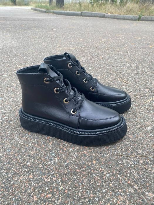 Демісезонні жіночі черевики з натуральної шкіри