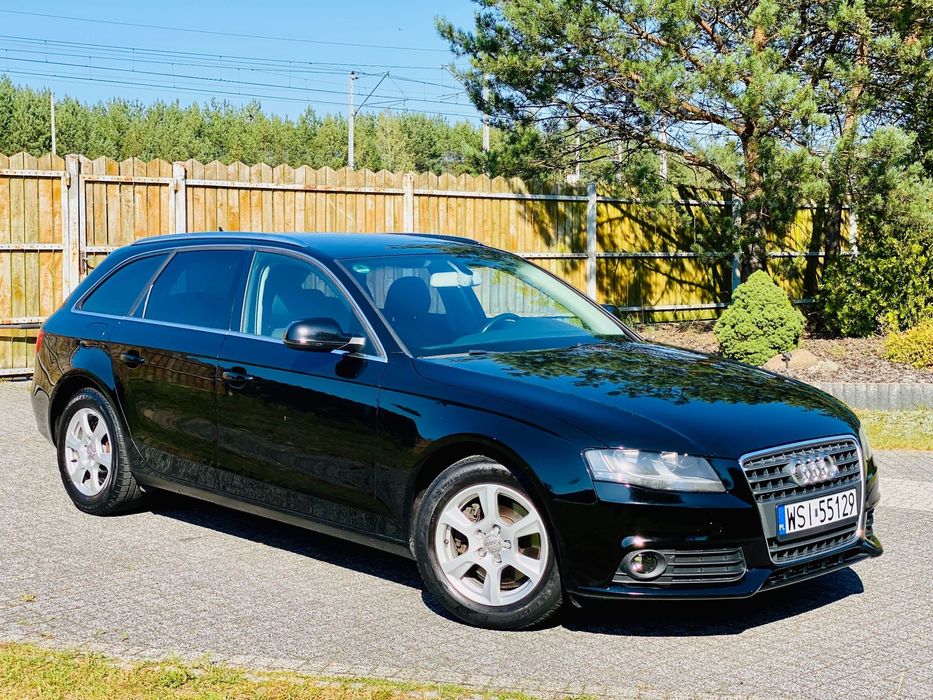 Audi A4 Audi A4 B8 1.8 TFSI 120KM 2010 Avant Kombi Benzyna