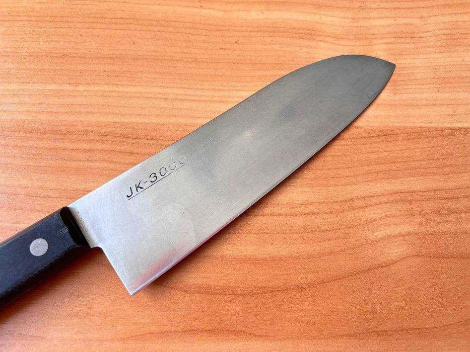 Кухонный японский нож Сантоку JK-3000