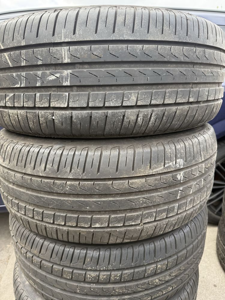 2xPirelli 245 45r18., 2019 5.5mm RFT.