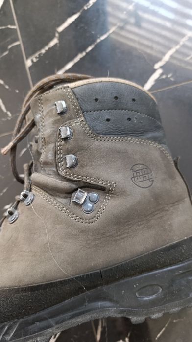 Трекенгове .hanwag оригінал 28 по устілці 43 р.