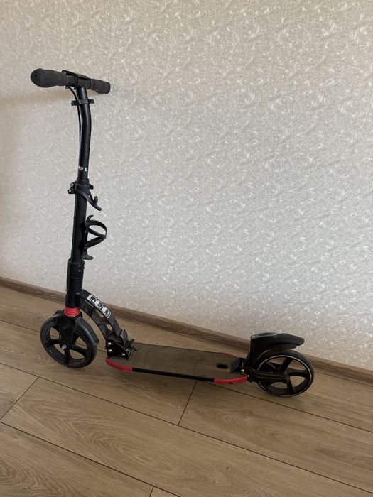 Самокат для підлітків та дорослих