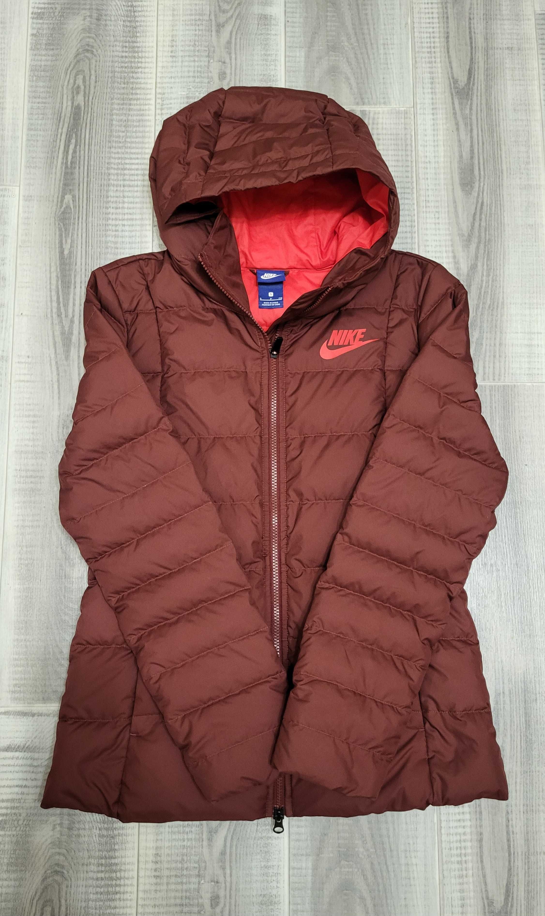 Продам весенние женские курточки Nike, Decathlon Quechua, Marc New Yor