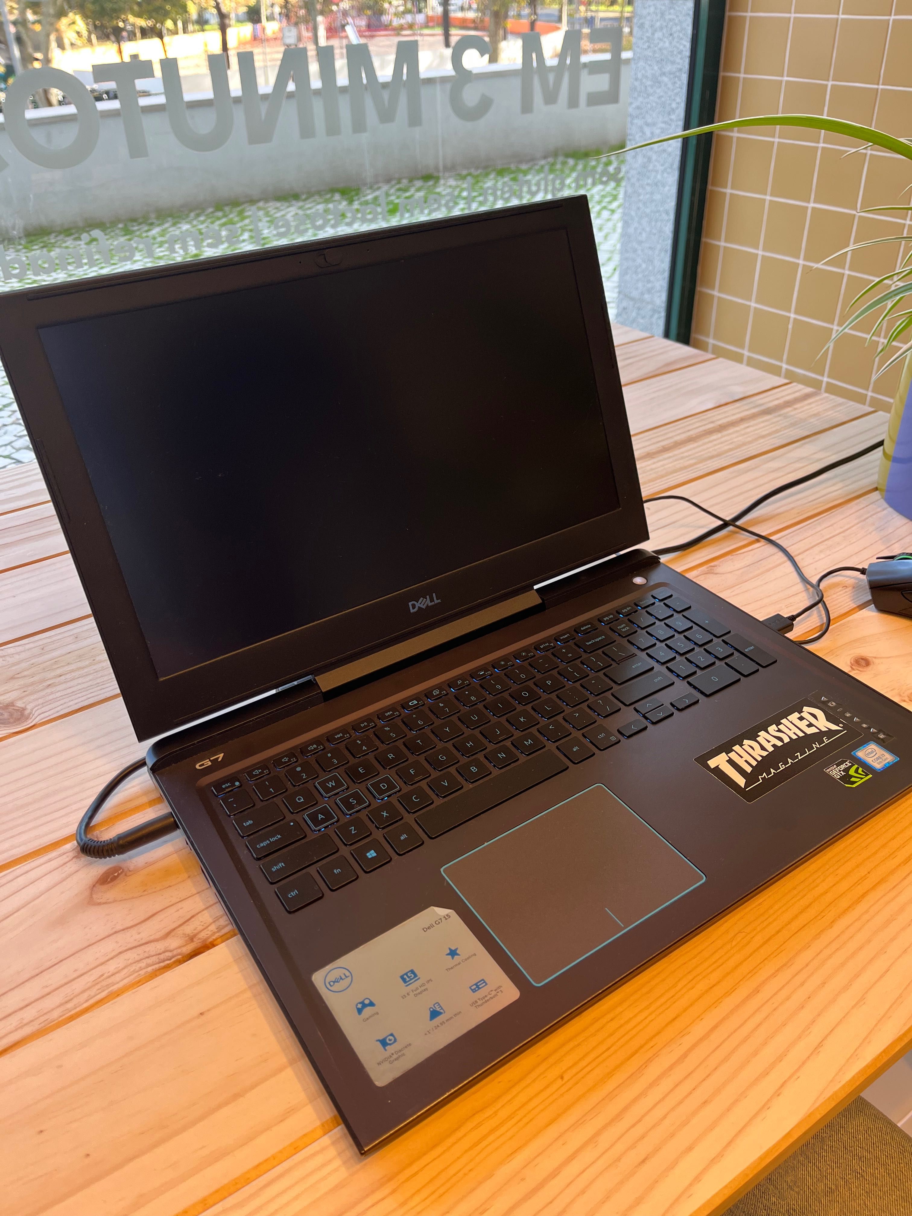 Portátil Dell Gaming G7