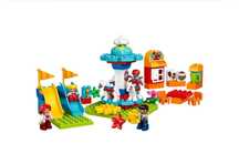 Конструктор Lego Duplo Семейный парк аттракционов (10841)