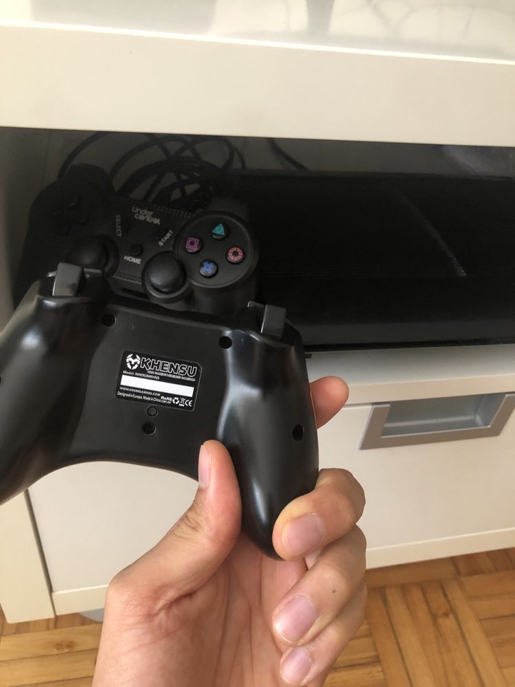 Playstation 3 desbloqueado com jogos e dois comandos