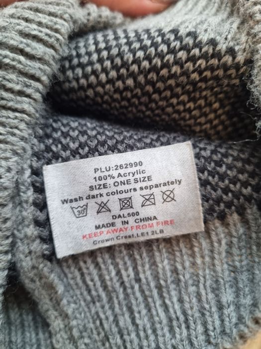 2 czapki unisex 3-5 lat