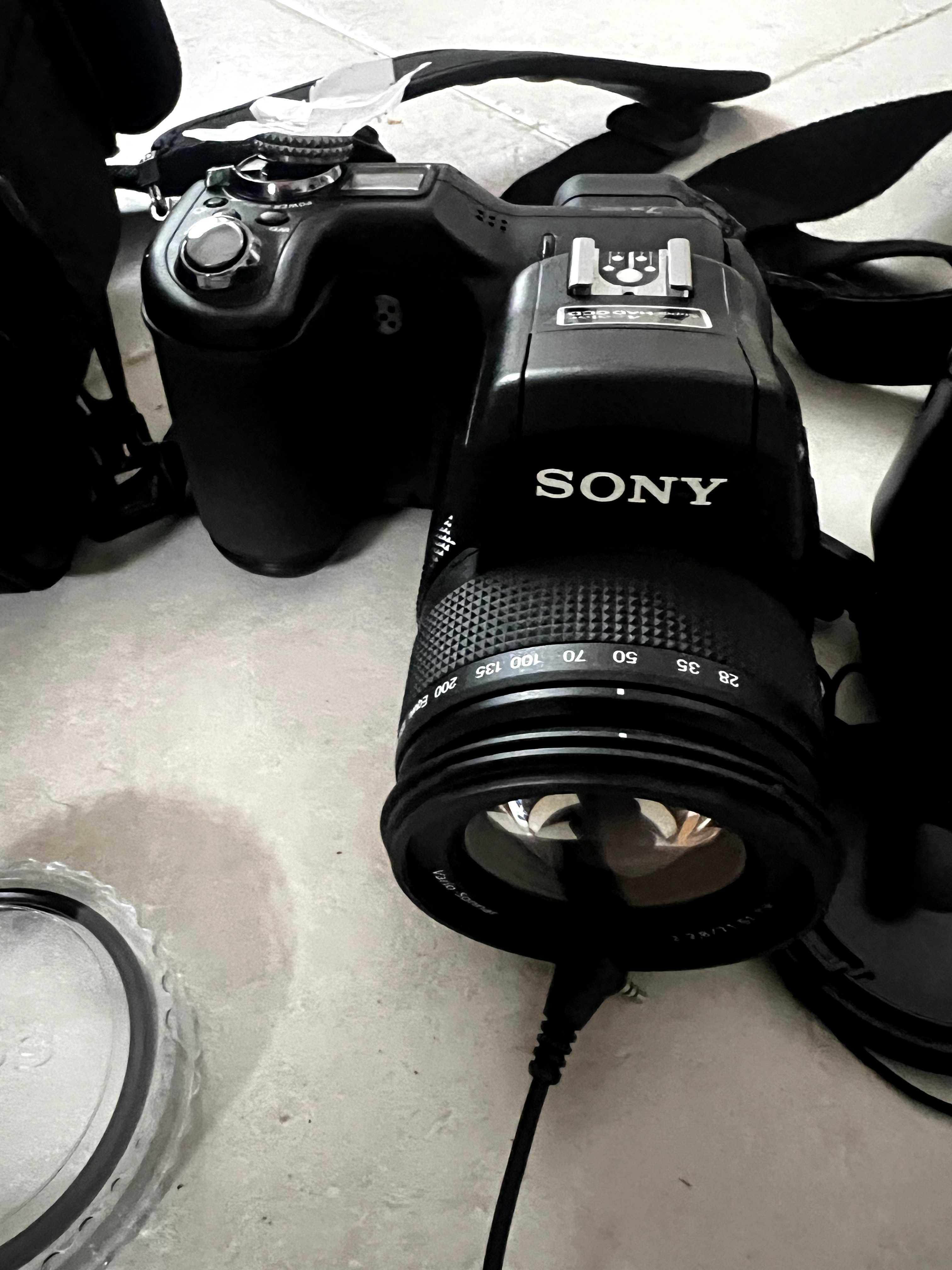 Sony digital still camera – model DSC-F282 (7.2V)