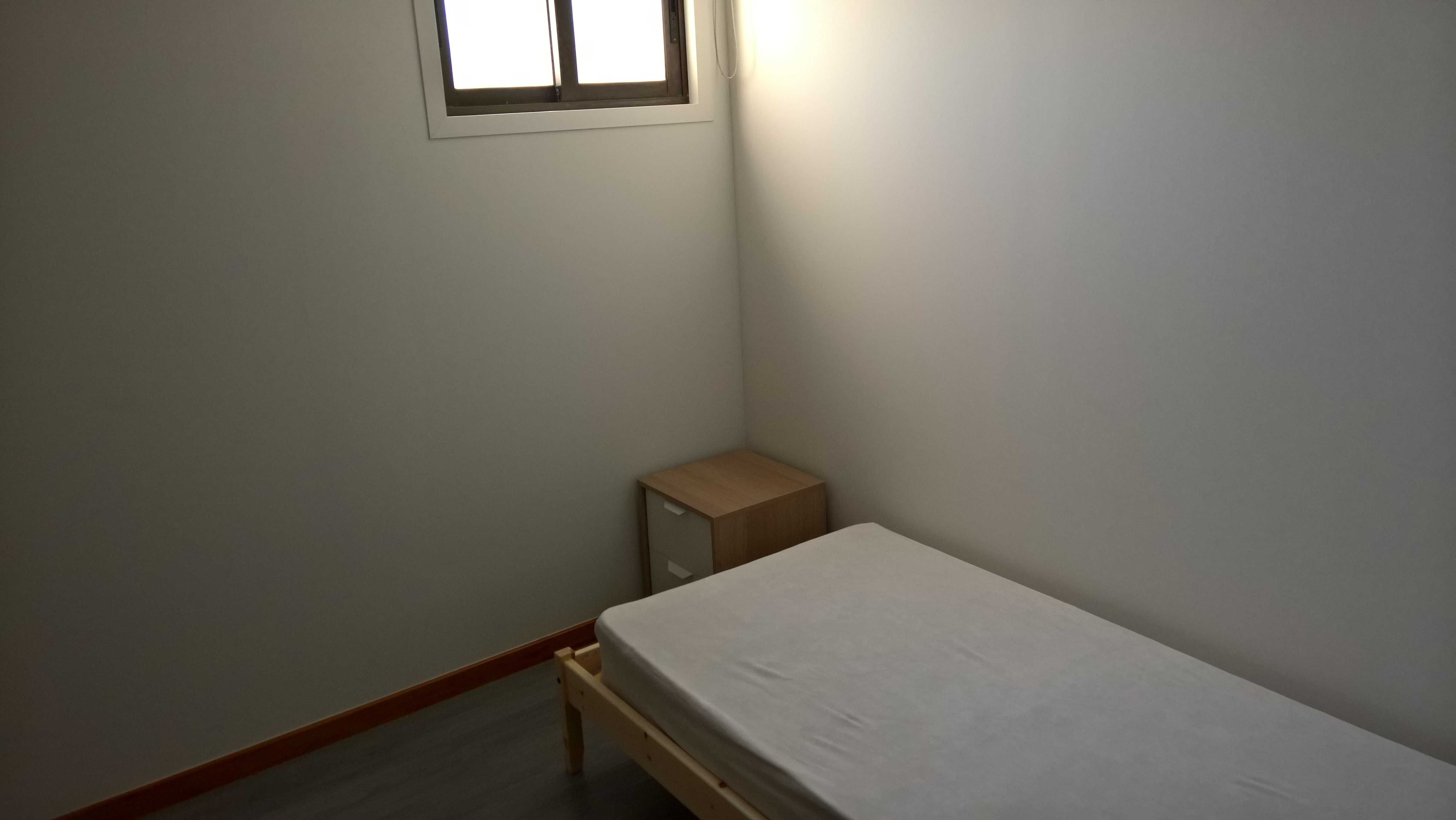 Quarto só homens não fumadores tudo incluído 10mnt Lisboa