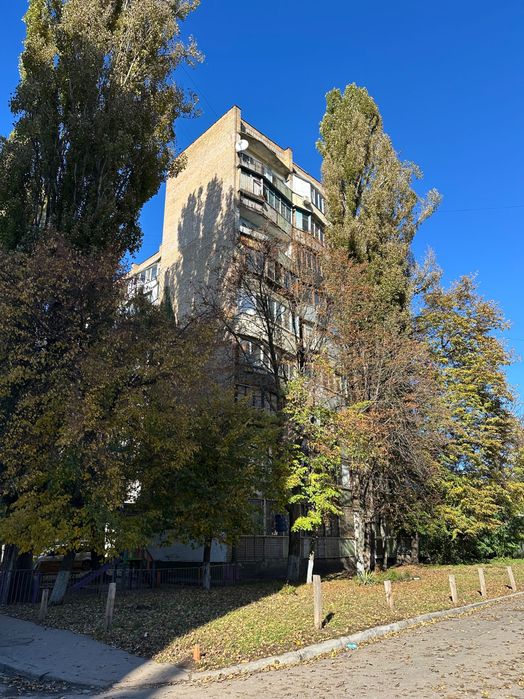 Продаю  квартиру.