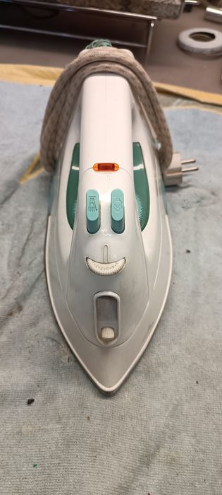 Ferro de engomar Solac