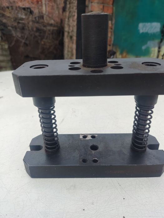 Продам штамп вырубачный