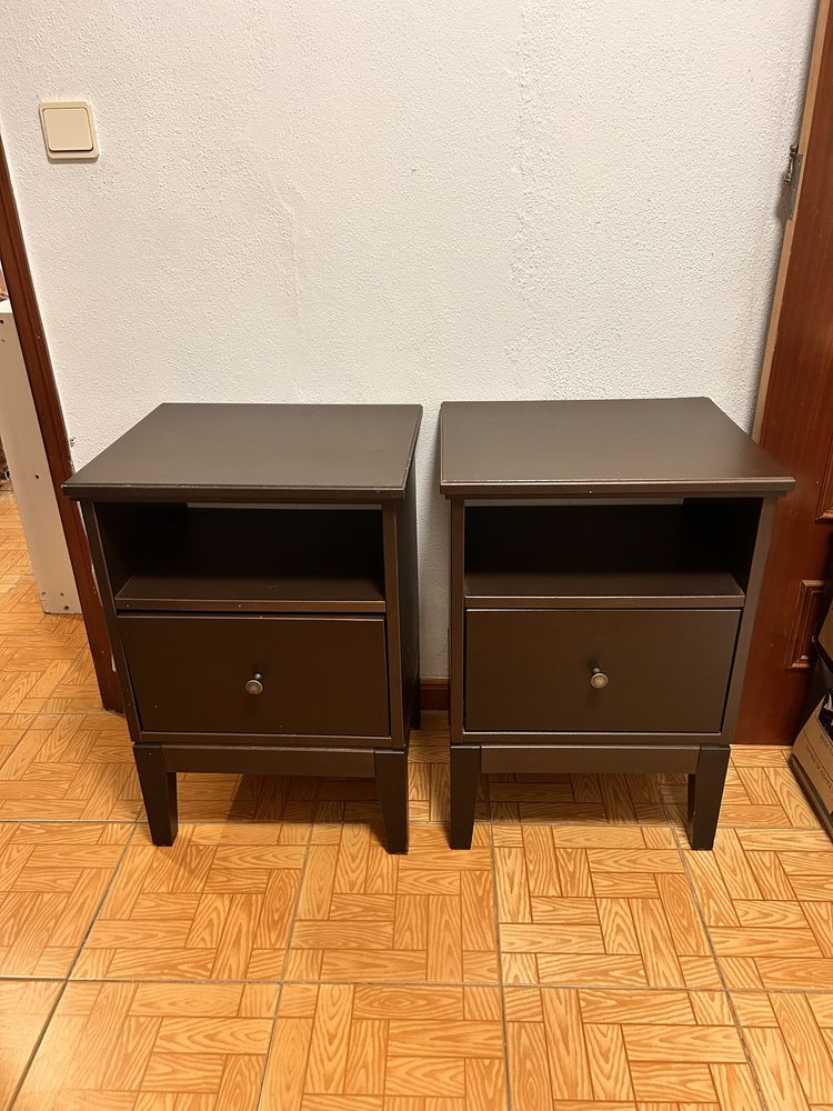 Mesa de cabeceira
