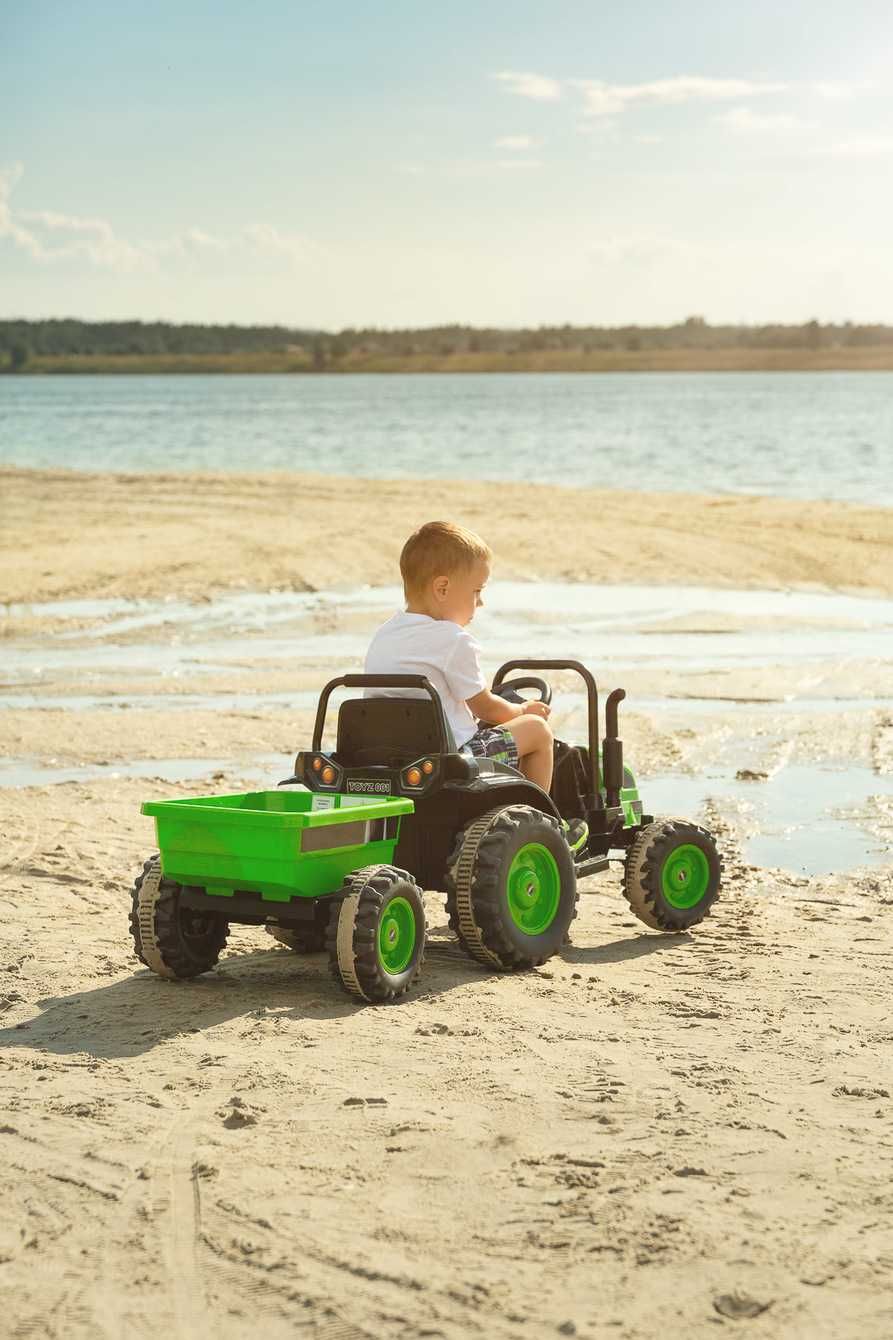 TRAKTOR HECTOR Auto na akumulator Pojazd samochód Pilot koła EVA