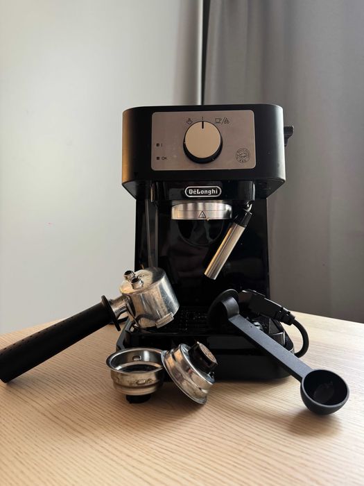 De'Longhi Stilosa Espresso Coffee Maker