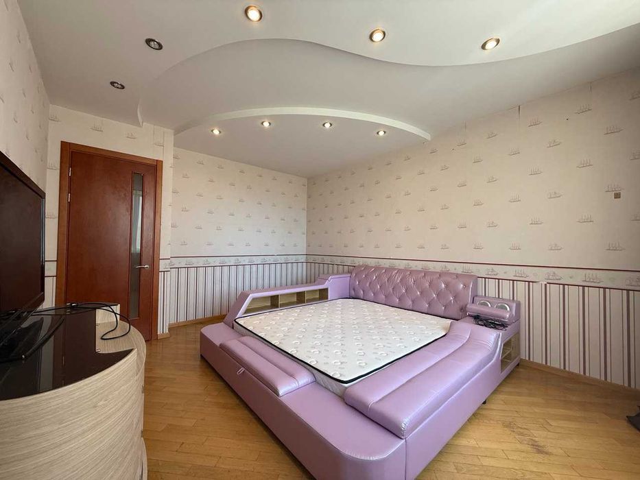 Продам 3-к квартиру в Аркадии, ЖК Тенистый, 123 м², АГВ, ремонт.