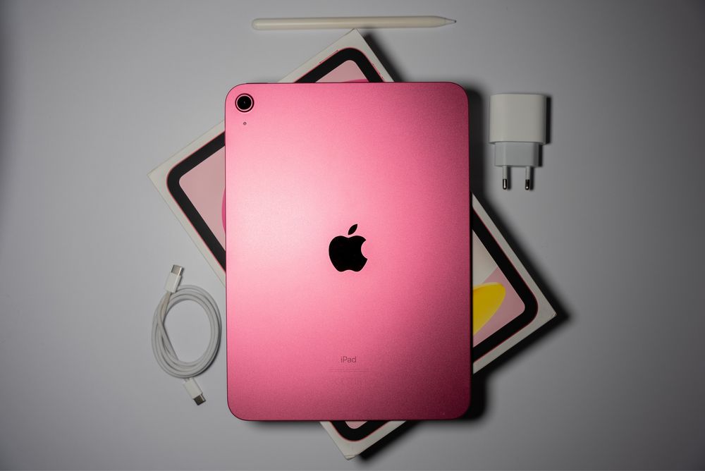 Apple iPad 10 gen. 64GB Stan Idealny + Pencil + Etui