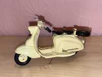 XONEX - INNOCENTI - LAMBRETTA LD125 1957 коллекционный мотоцикл