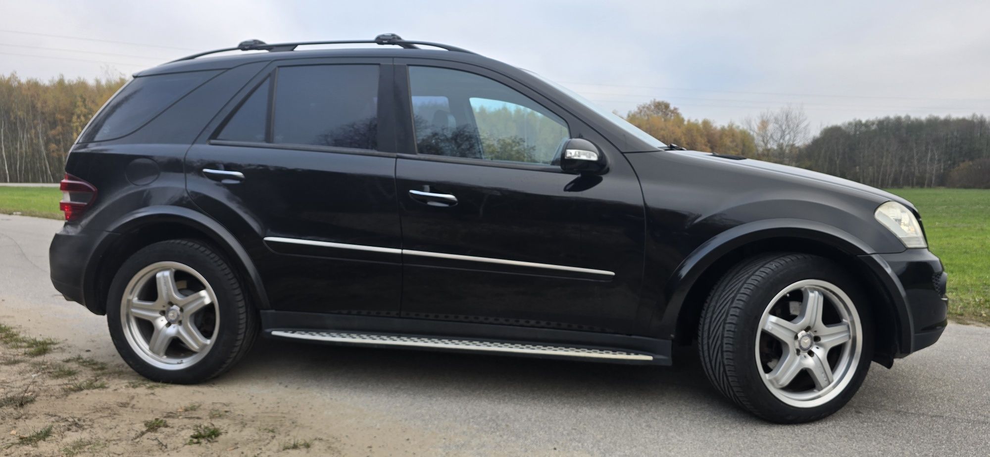 Mercedes ML W164 stylizacja AMG