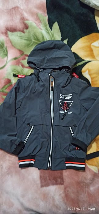 Куртка на весну літо парка Вітровка Ветровка