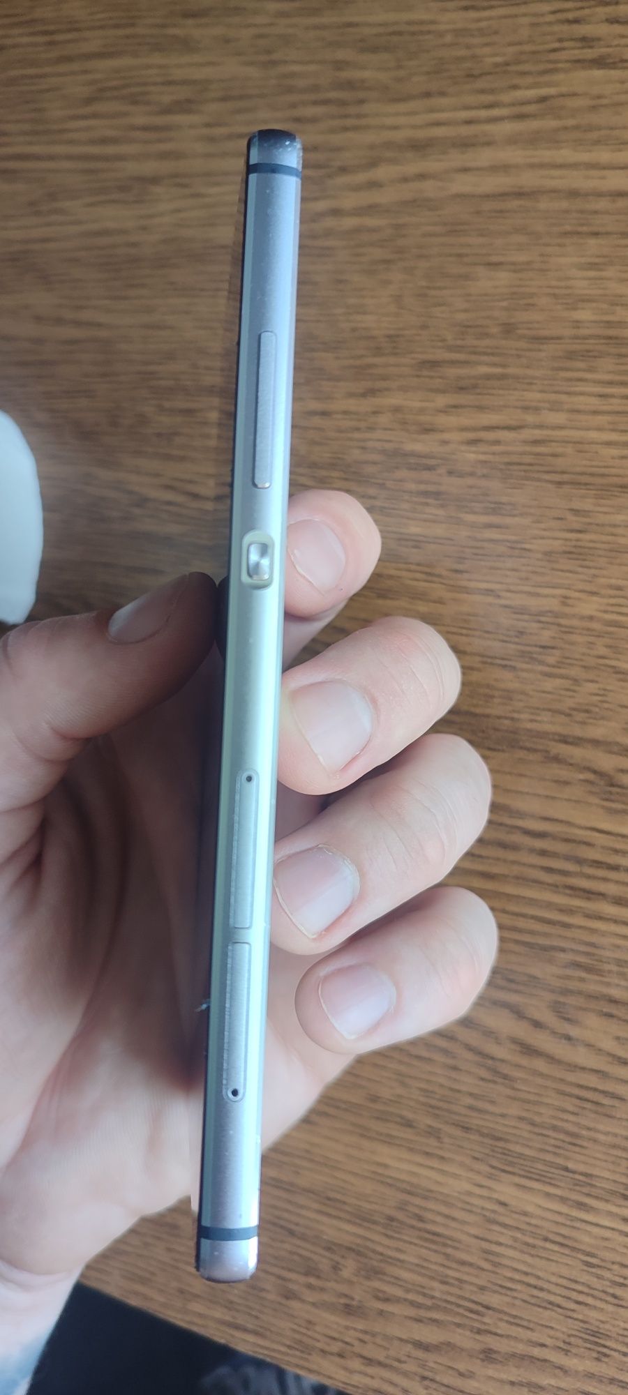 Telefon Huawei p8
