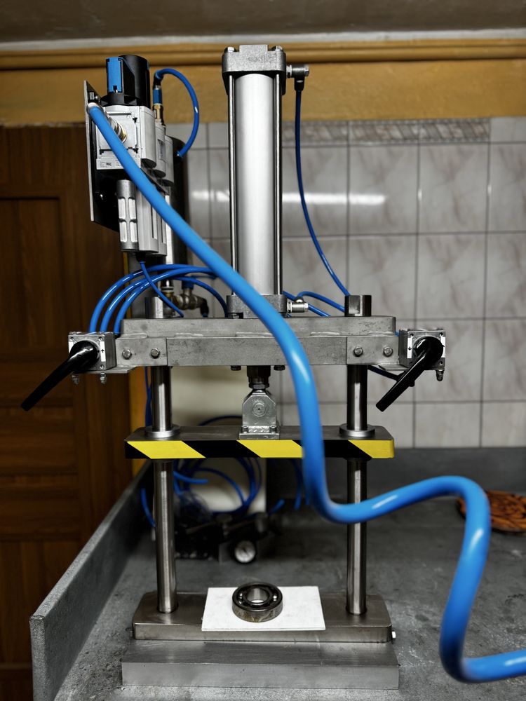 Prasa Pneumatyczna
