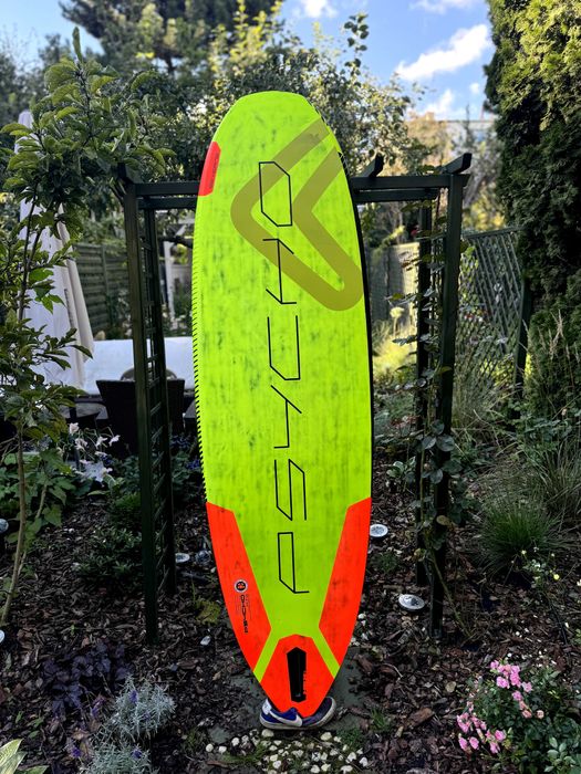 Deska windsurfinowa freestyle Severn Psycho 92l