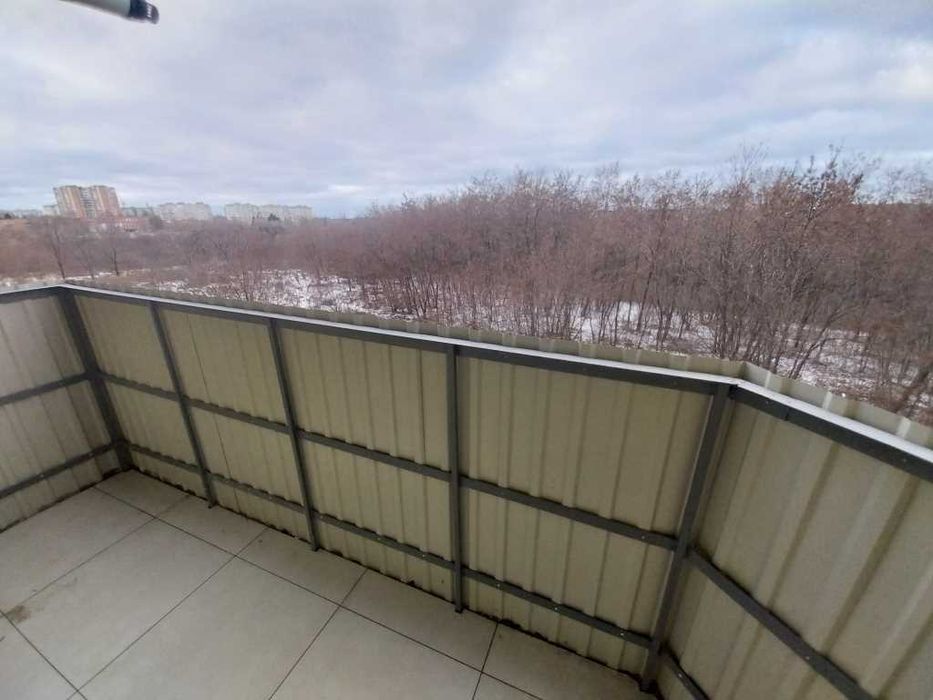 Однокімнатна квартира з євроремонтом на Садах-2.