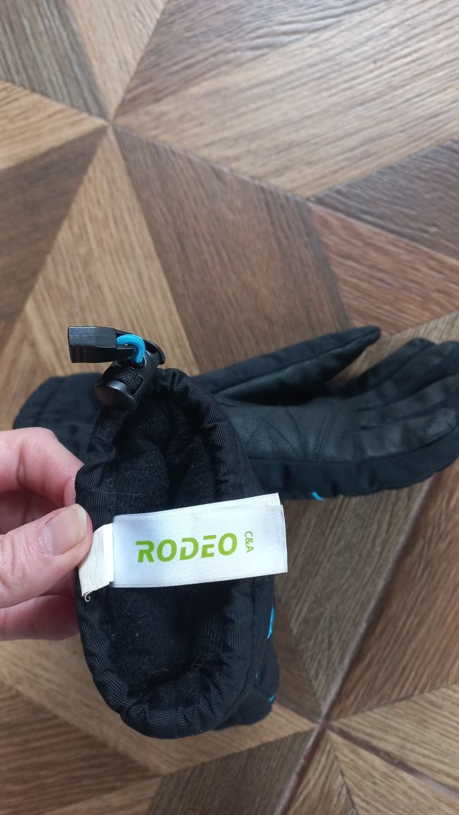 Лыжные перчатки на 158-164см, Rodeo