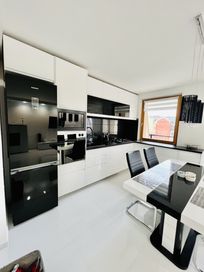 Komfortowy apartament 60m na doby mieszkanie centrum klimatyzacja