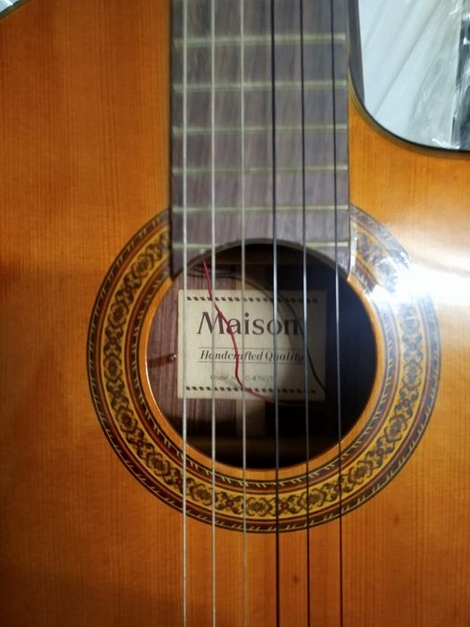 Viola da marca Maison