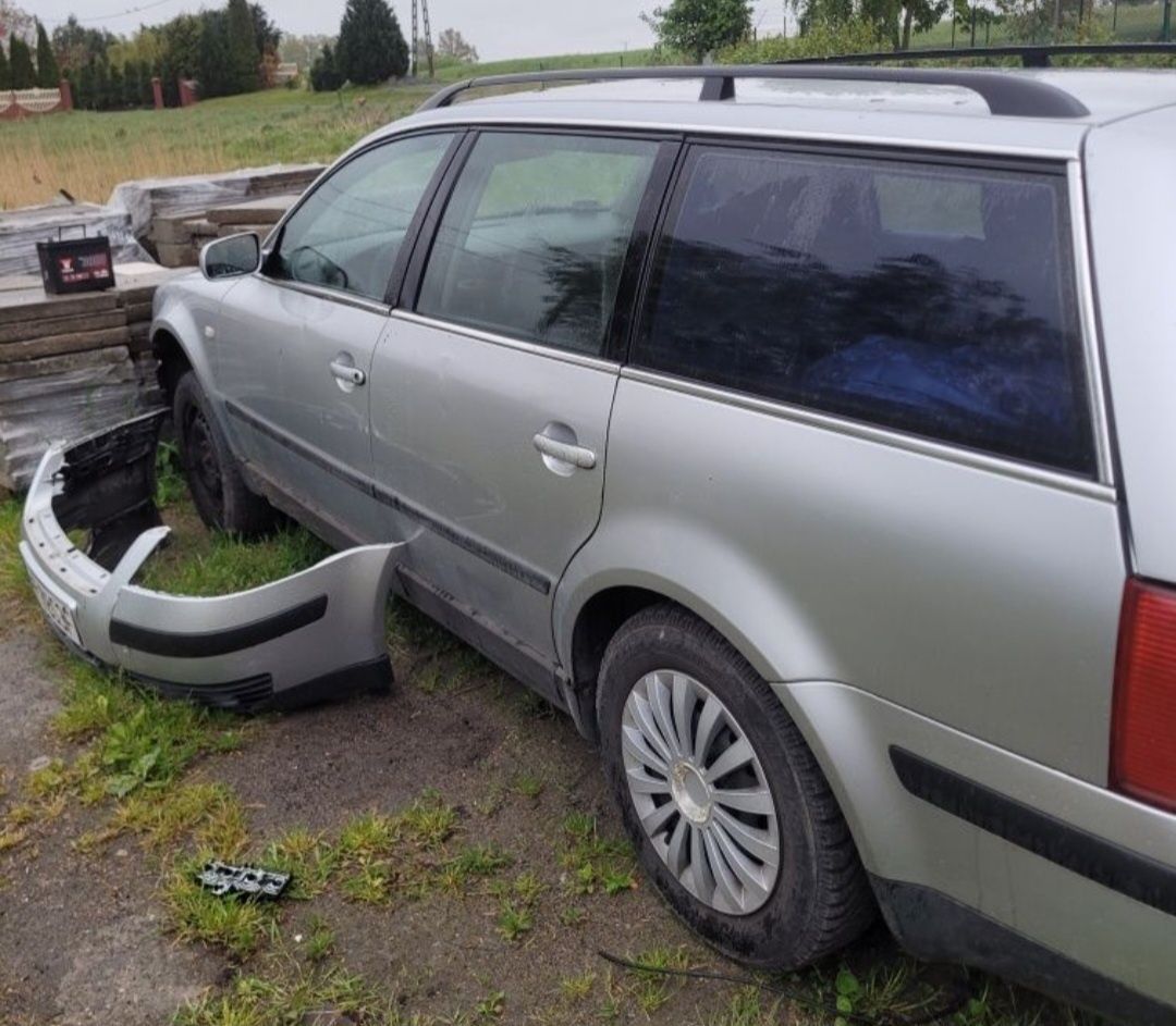 Passat b5 drzwi części kombi