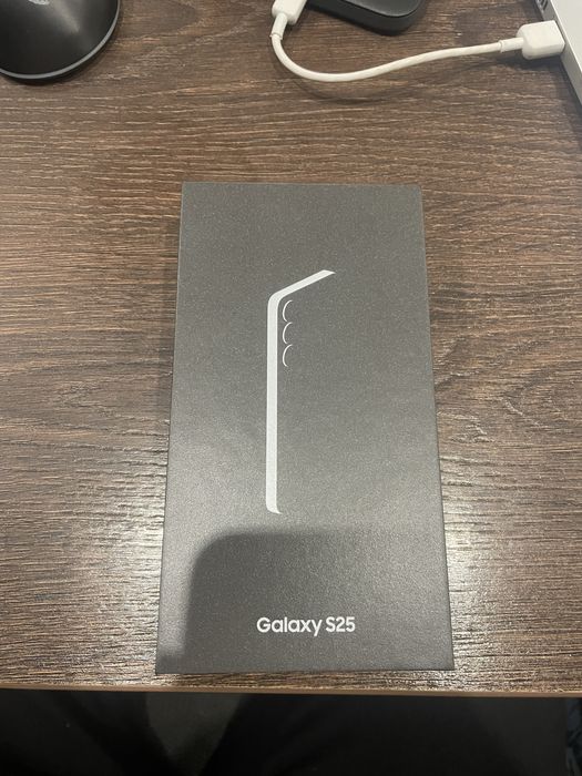 Samsung s25 128gb w kolorze navy