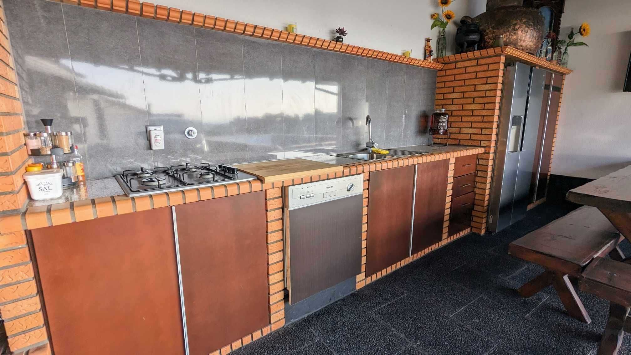 Aluga-se espaço para festas a 15kms de Aveiro