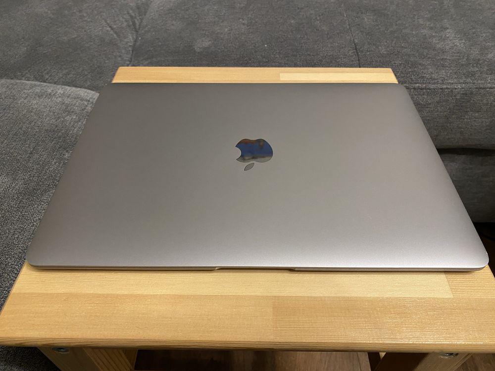 2020 MacBook Air 13” i5 A2179 16GB/256GB Stan BDB Nowa bateria Apple