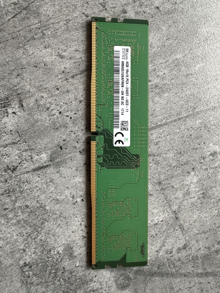 Ram Hynix 4GB DDR4 HMA851U6AFR6N