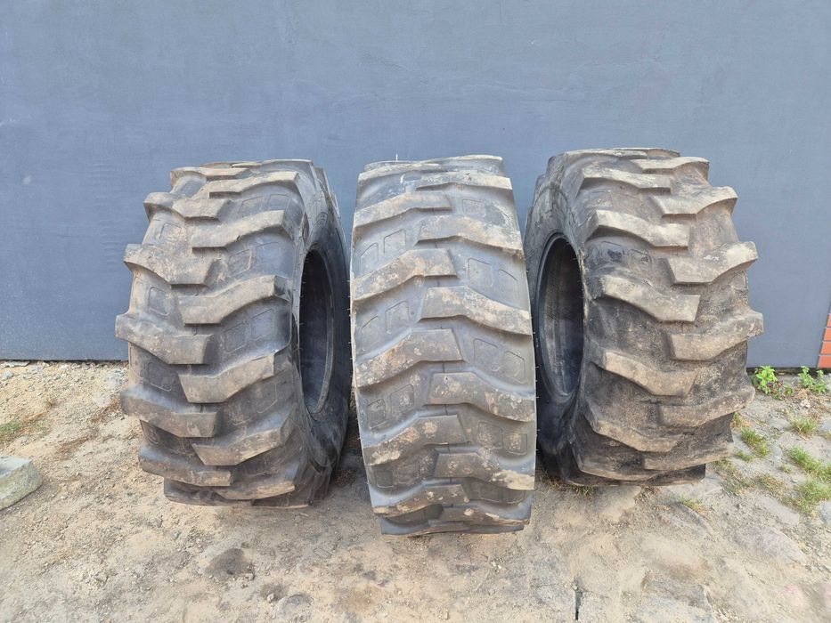 Opona speedways 195Lx24 trittar new holland