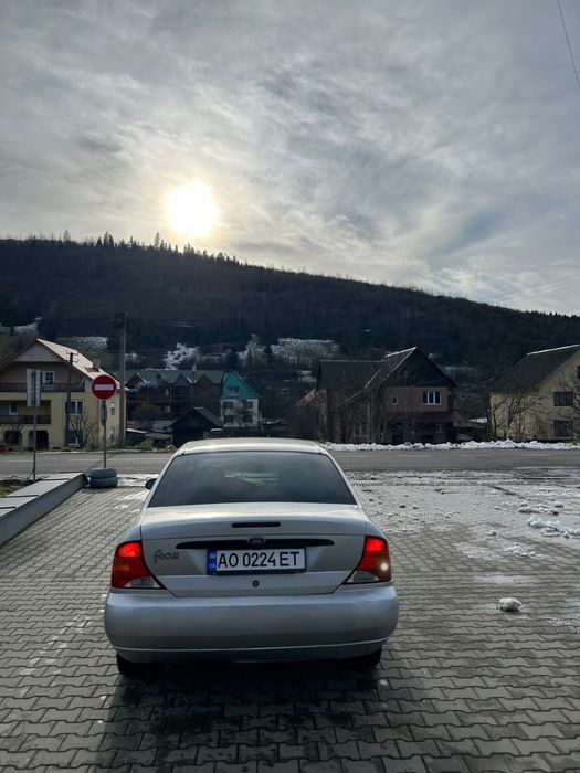 Ford Focus 2001.  1.6 benzin