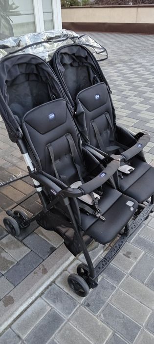Коляска Chicco для двійні (діток-близнюків)