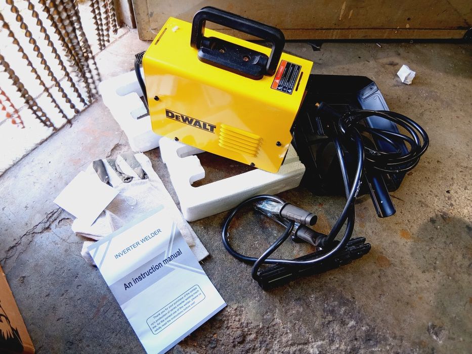 Máquina inverter Dewalt de soldar