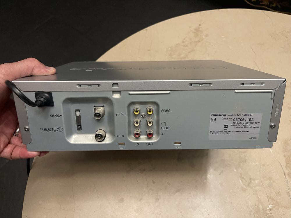 Видеомагнитофон Panasonic NV-FJ80
