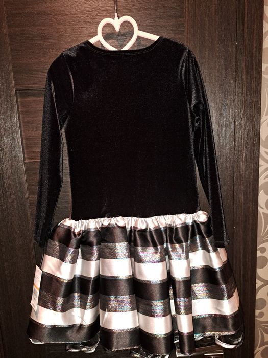 Платье для девочки 7 лет