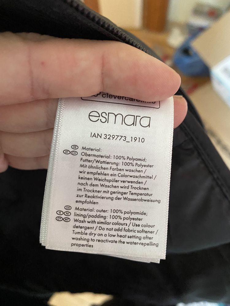Kurtka pikowana z błyszczącymi wstawkami