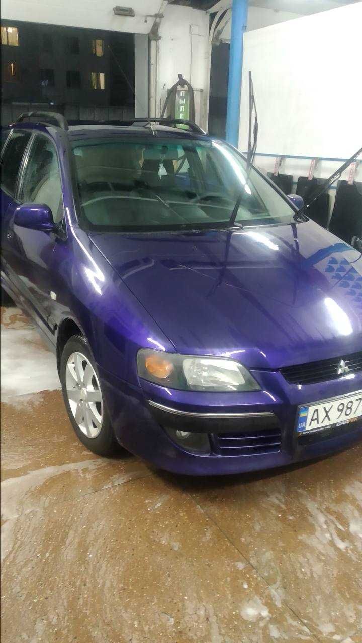 Mitsubishi Space Star версия Sport.Увеличено количество лошадок)