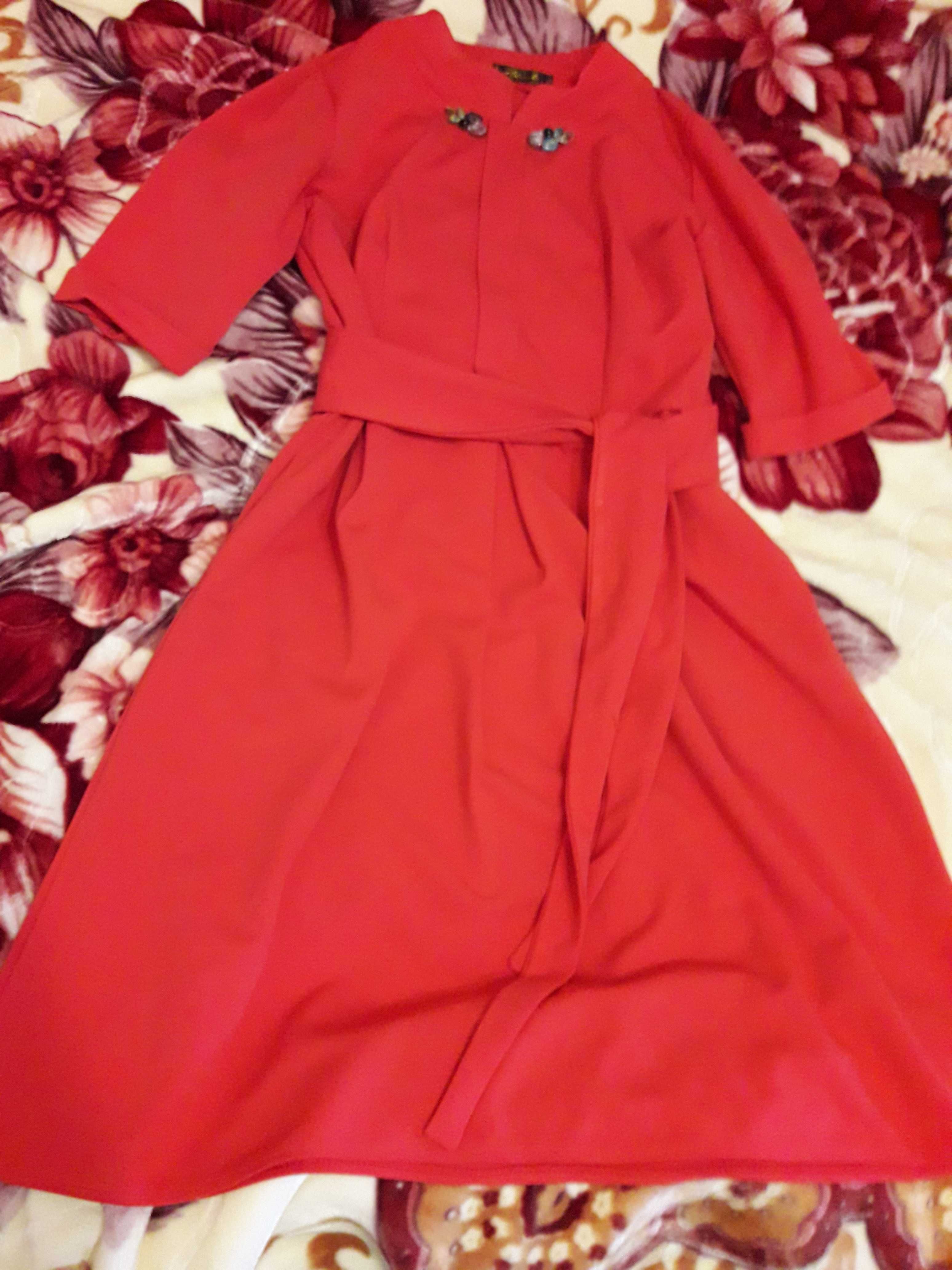 Сукні, плаття 48-54 розмір, спідницю подарую до двох куплених суконь